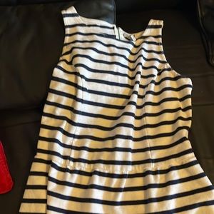 Old Navy women’s size small petite pablum top